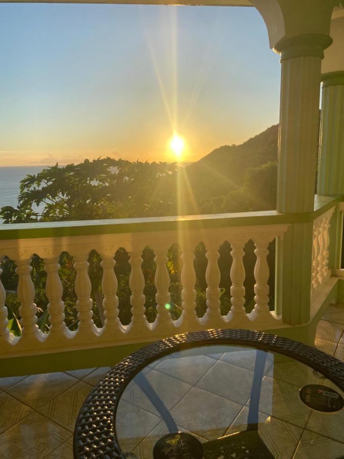 Greenhouse On The Hill, Sea View Studio Apartment Laborie Esterno foto